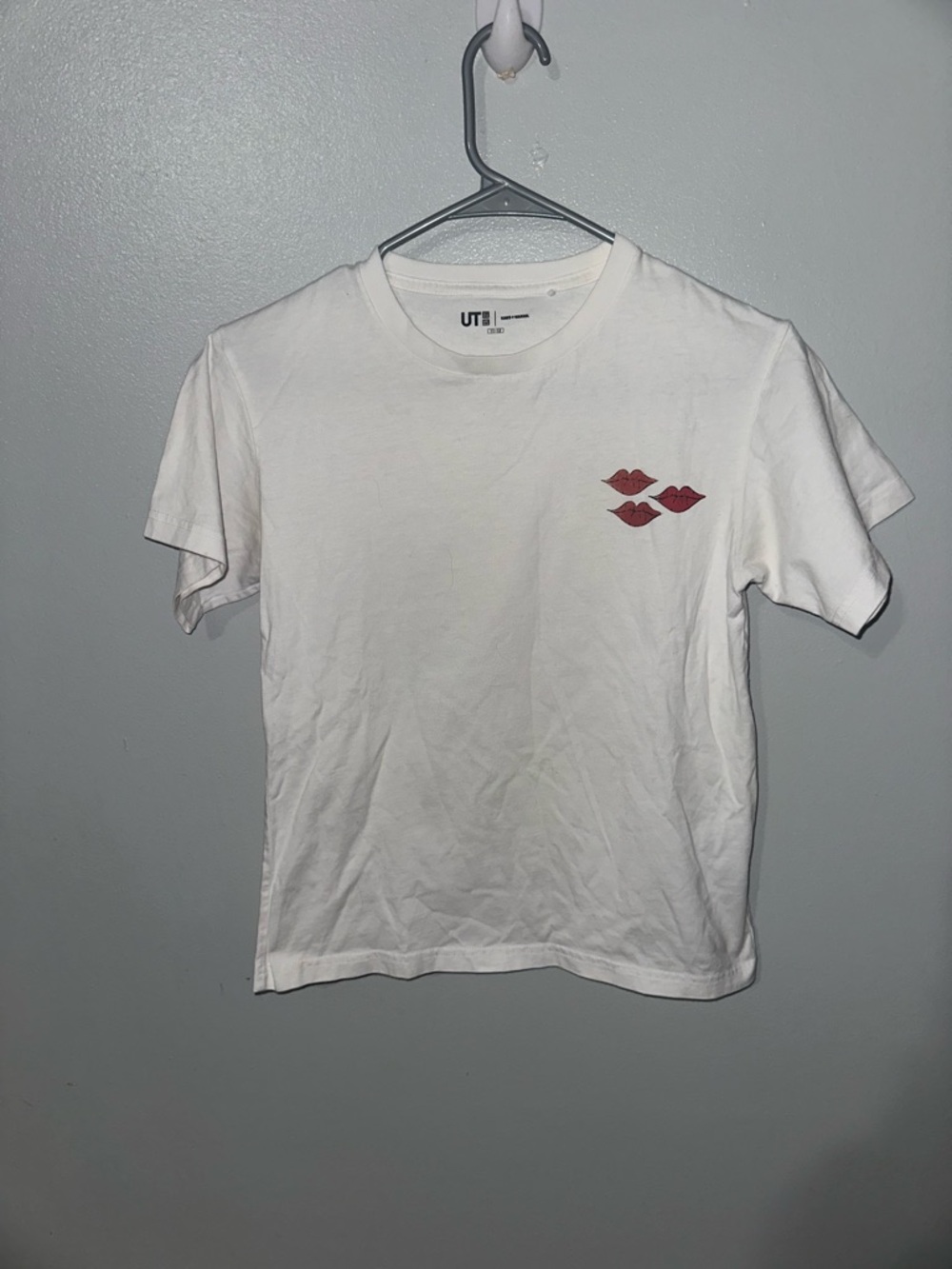 Uniqlo x KAWS White Short Sleeve Tee with Red Lip Prints
